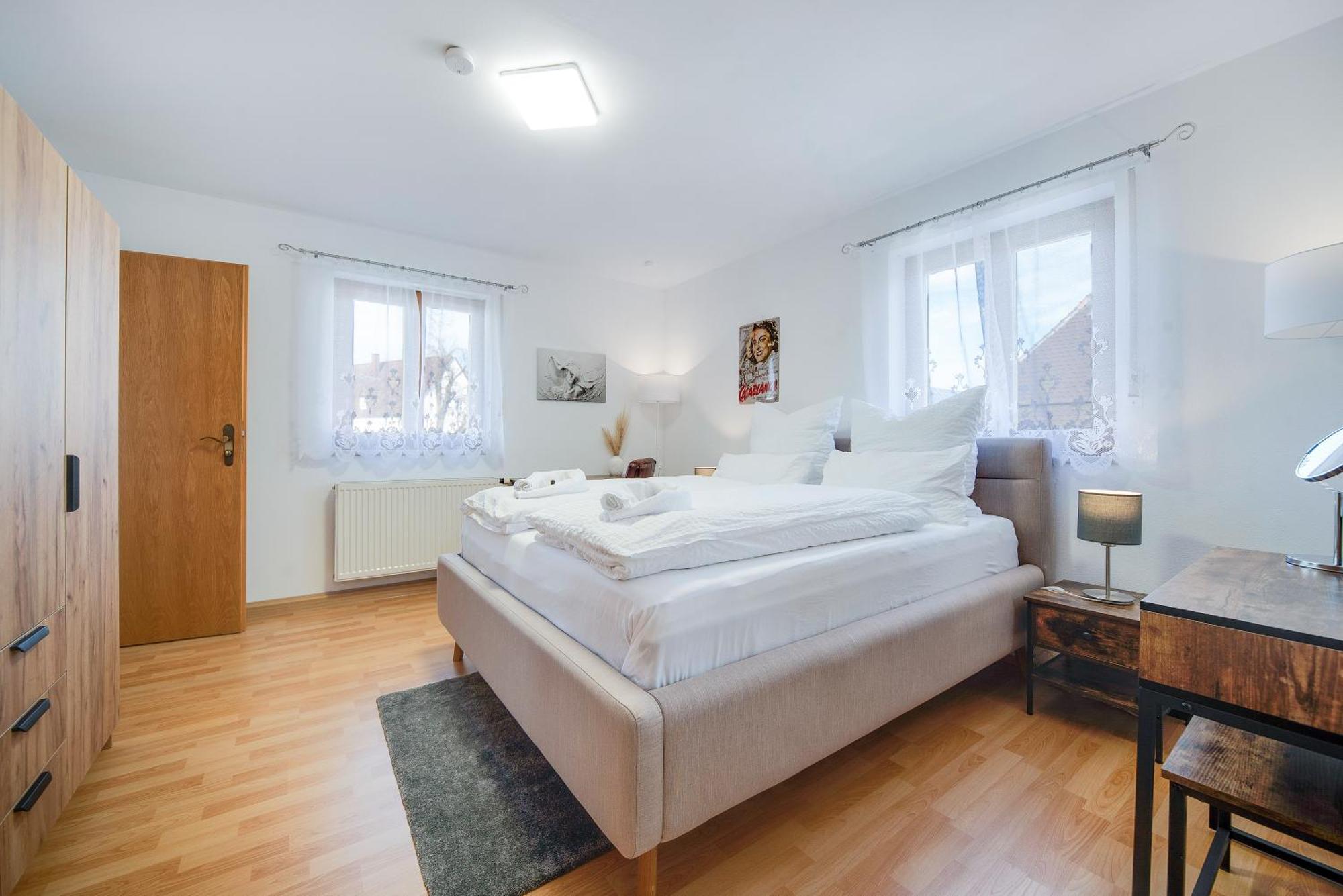 בורגהאוזן Fewo-Lavees Moderne Zentrale Fewo Nahe Omv Wacker Kliniken Burg -Eigener Eingang-Schluesselloser Check In מראה חיצוני תמונה