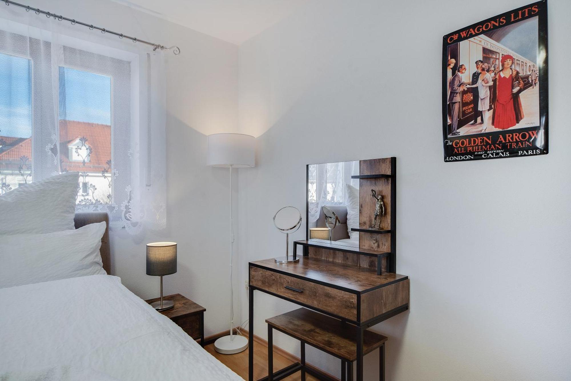 בורגהאוזן Fewo-Lavees Moderne Zentrale Fewo Nahe Omv Wacker Kliniken Burg -Eigener Eingang-Schluesselloser Check In מראה חיצוני תמונה